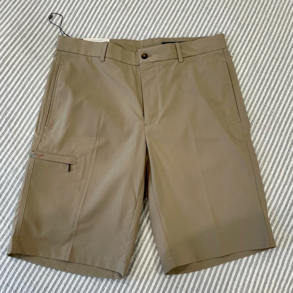 NWT Men’s Size 32 Greg Norman Golf Shorts